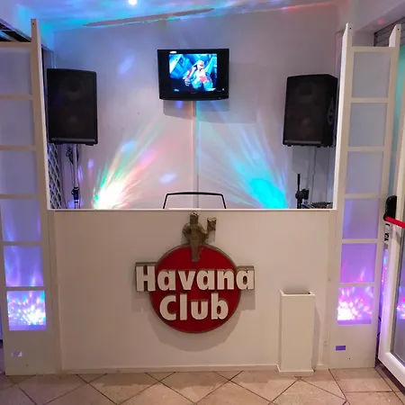 Milano 3* Marina di Pietrasanta